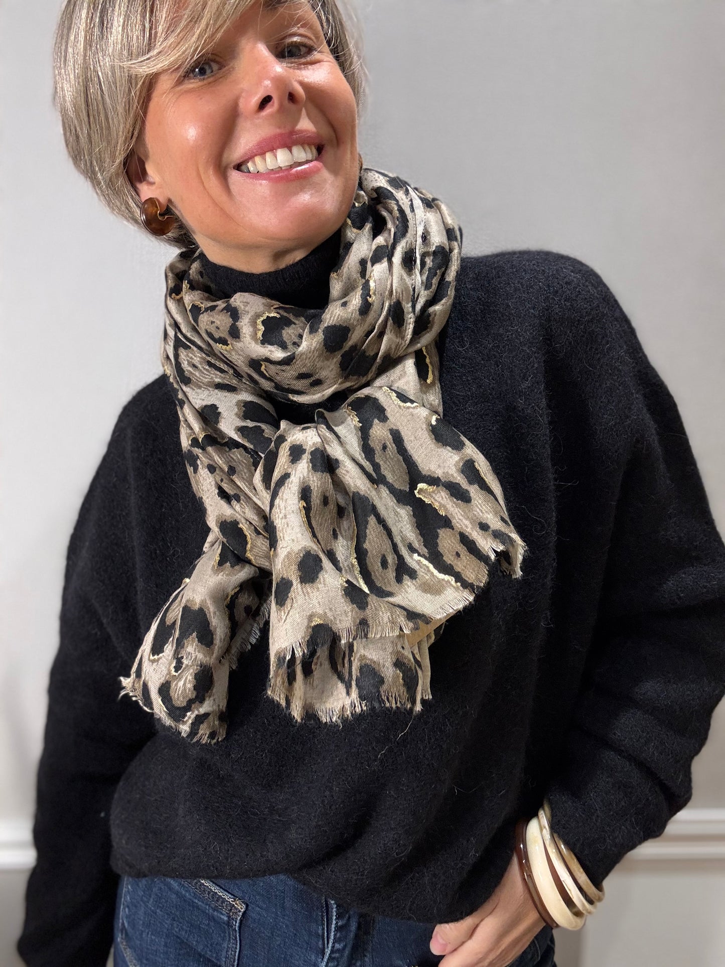 Le foulard Léopard 2