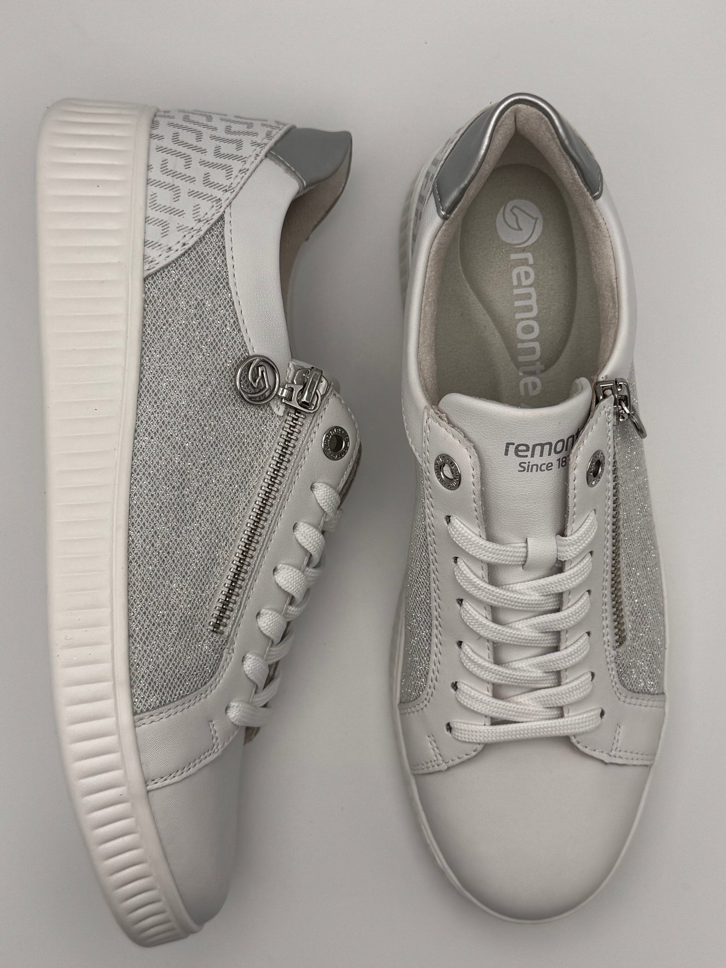 Basket blanches et argentées Remonte D2E00-84
