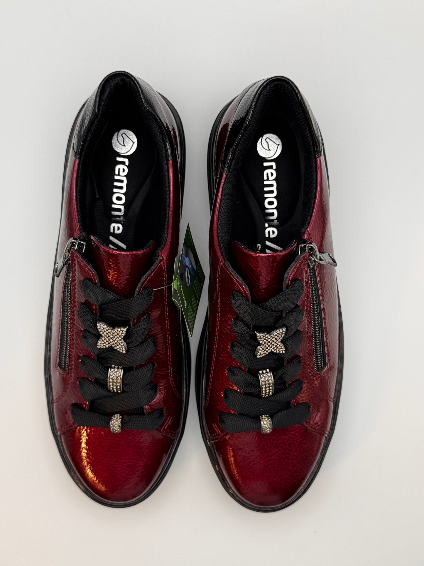 Basket vernis rouge D1C09 Remonte
