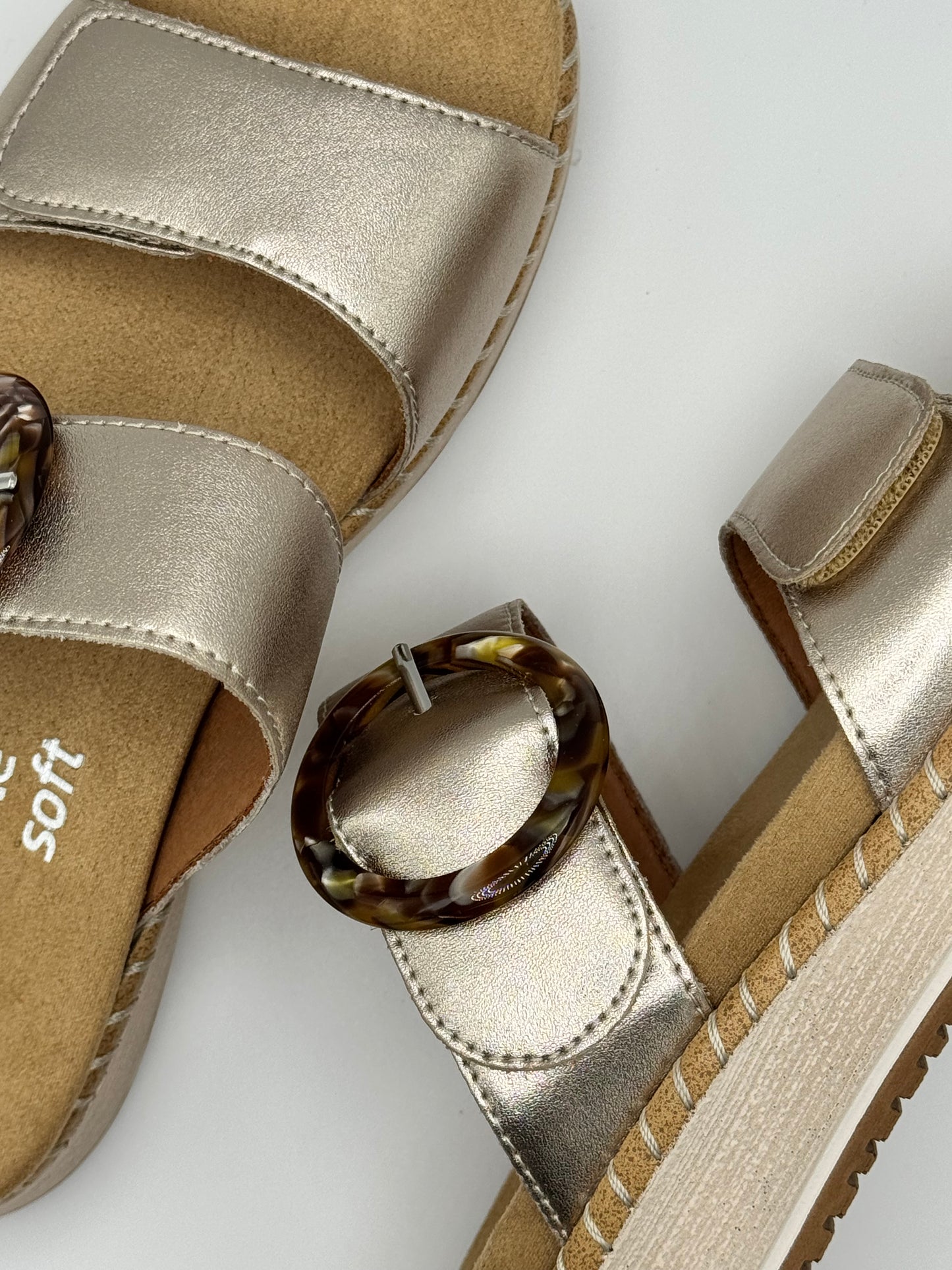 Mules en cuir bronze D3J51 Remonte