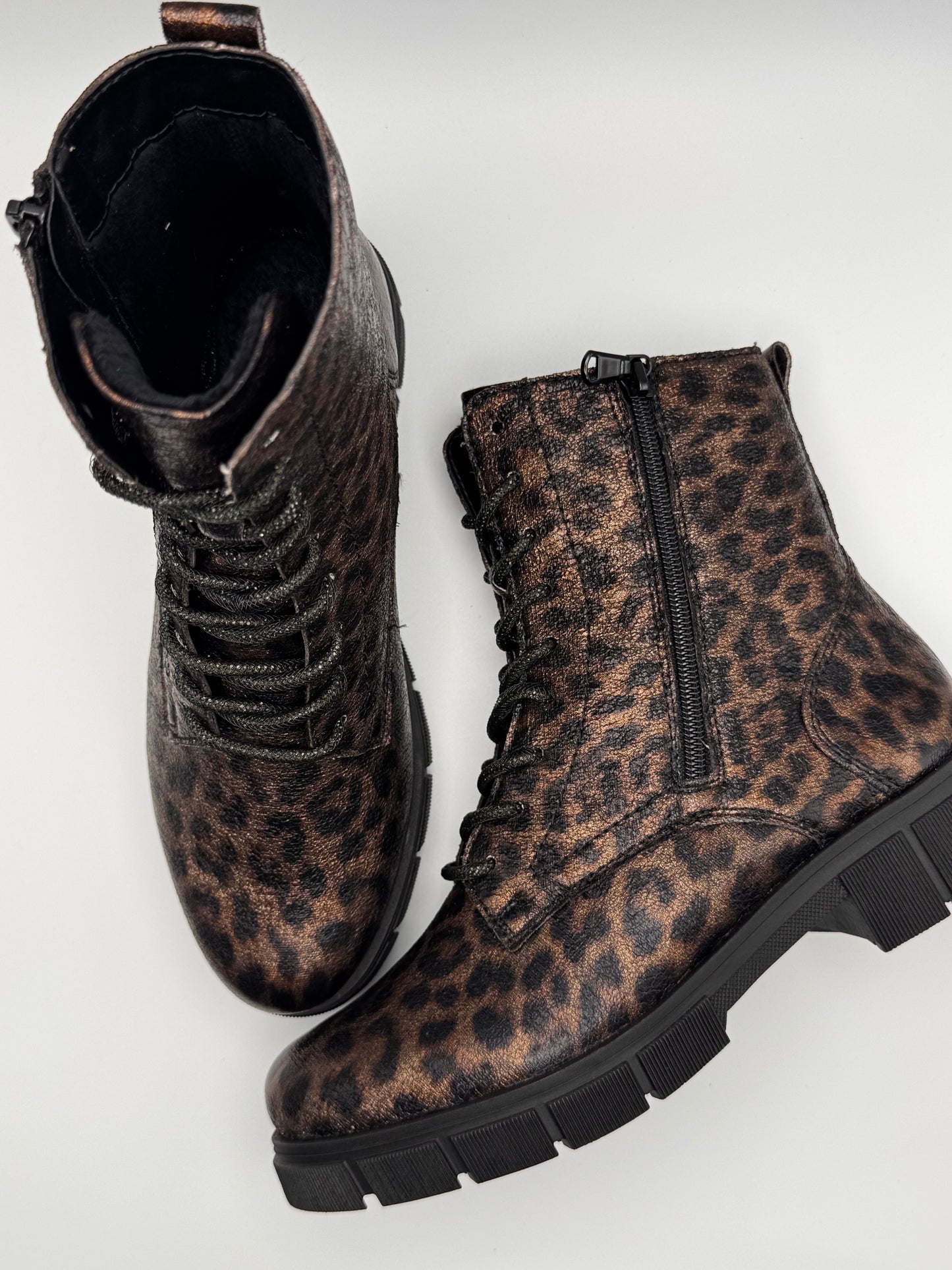 Boots léopard et lacet cristal D2S72-90