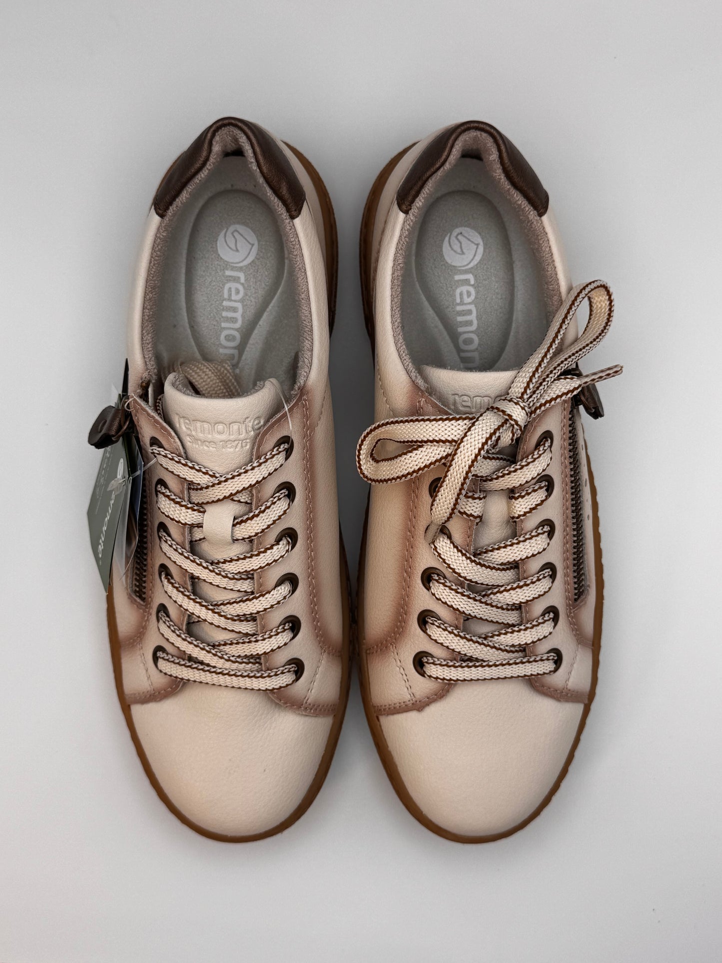Basket beige vintage D2T00-60 Remonte