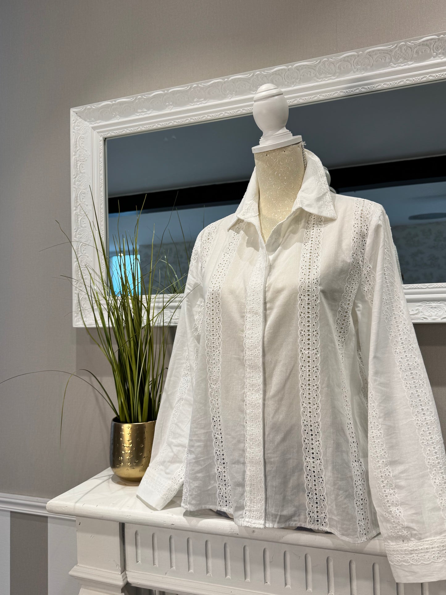 Le chemisier blanc Pépette