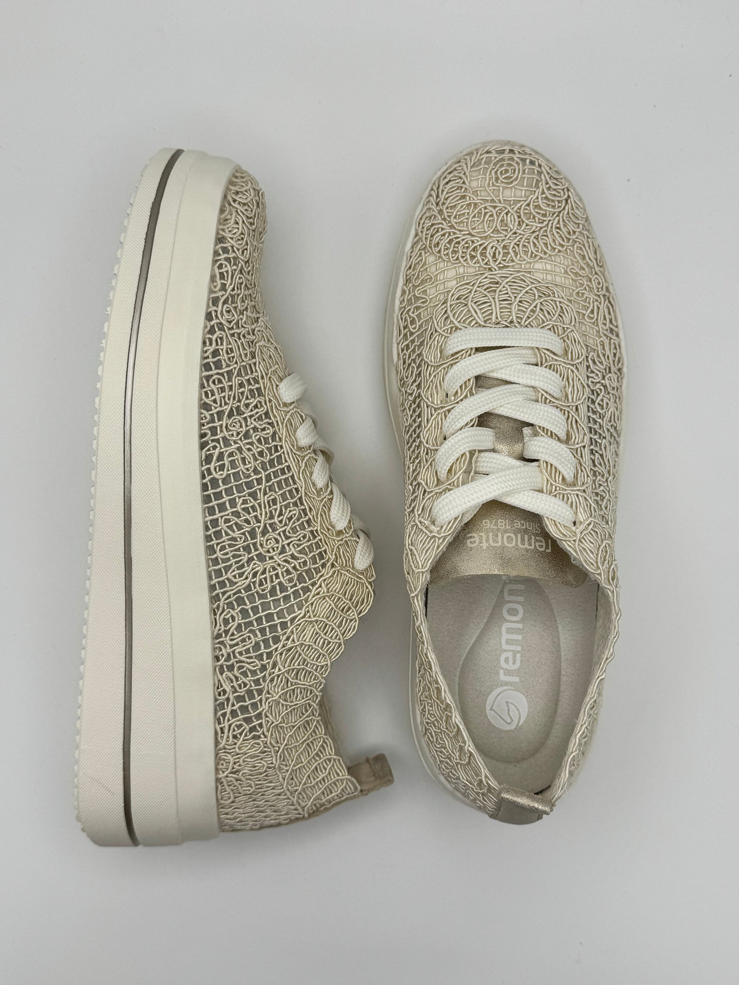 Les baskets brodées beige D1C14-60 Remonte