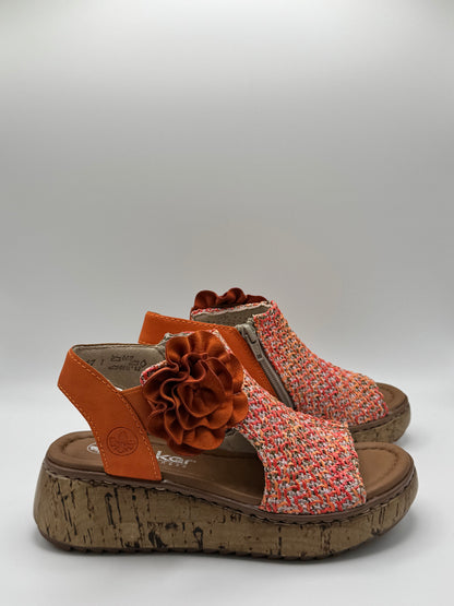 Les sandales oranges avec la grosse fleur V1783-90 Rieker
