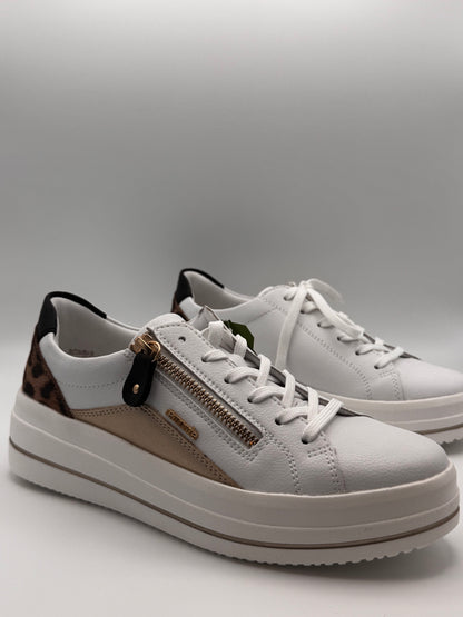Baskets blanches et léopard Remonte D1C01-85