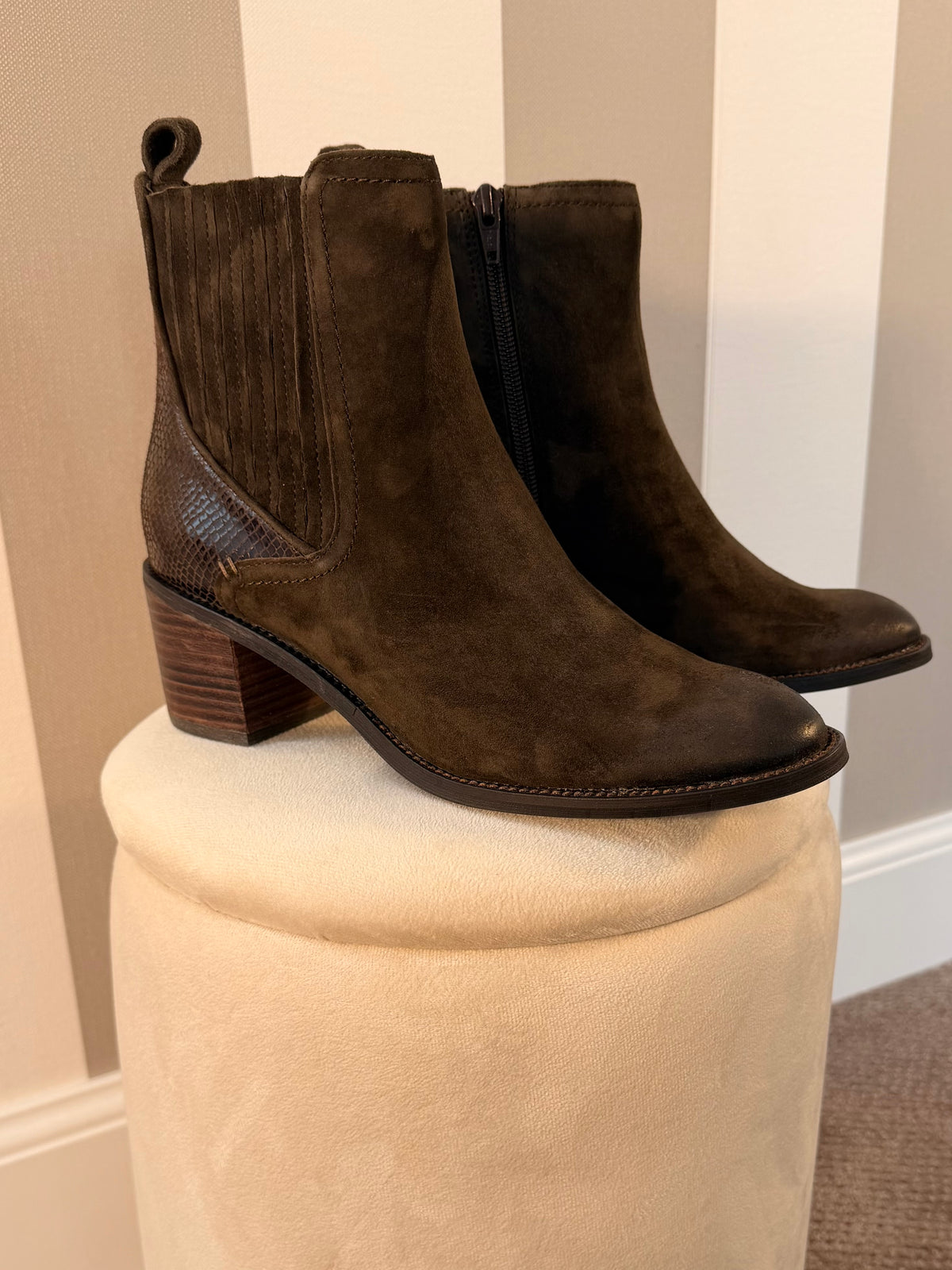 Bottines en nubuck marron Gony, Fugitive