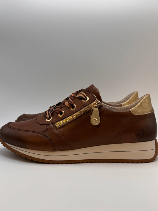 Le sneaker camel D0H11-25 Remonte