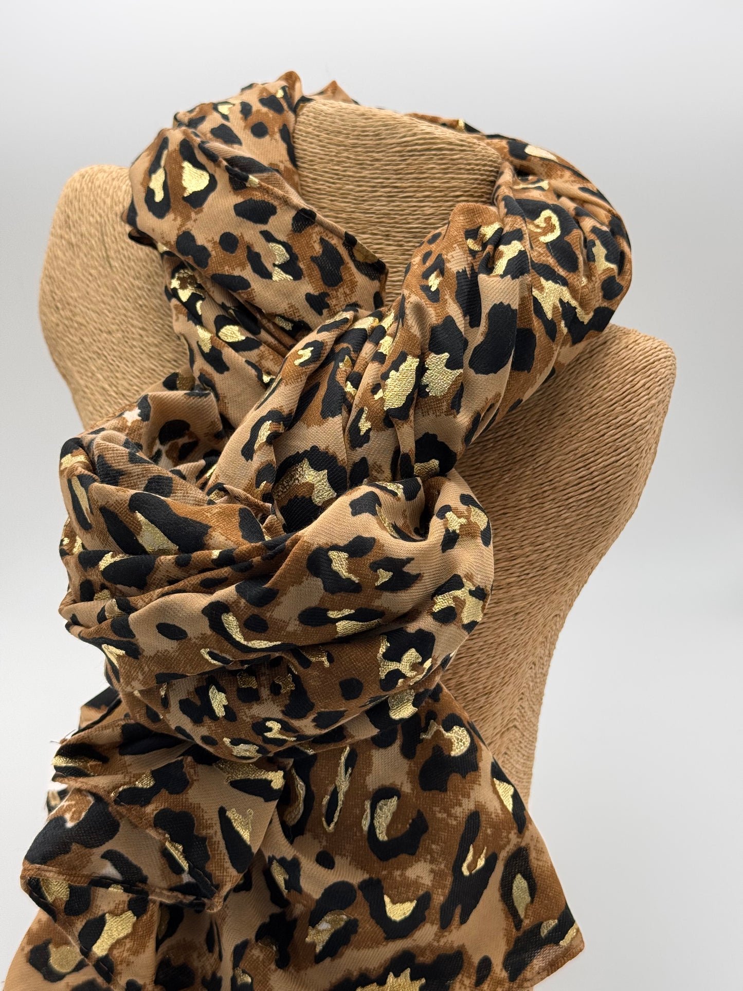 Le foulard Léopard
