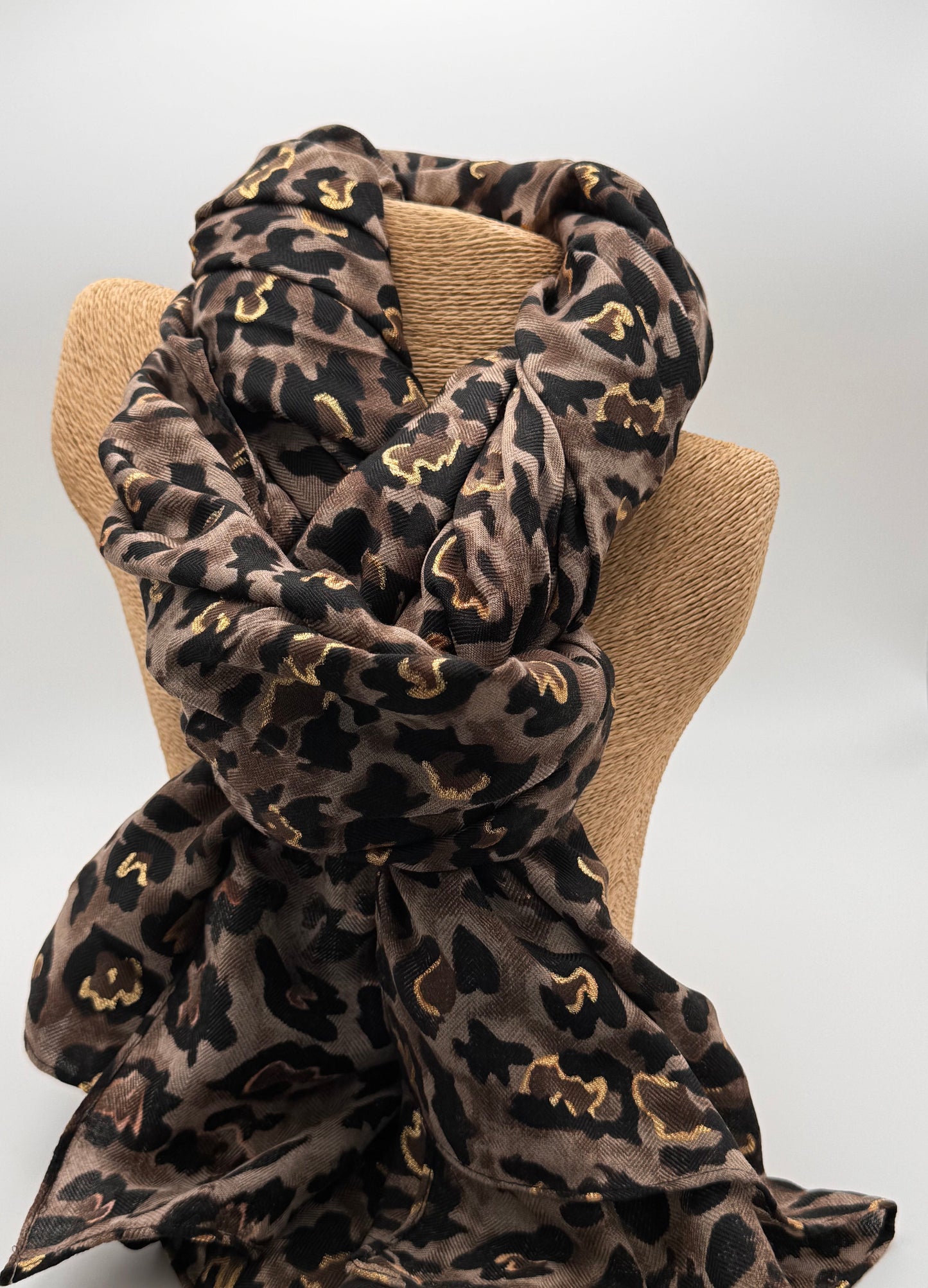 Le foulard Léopard