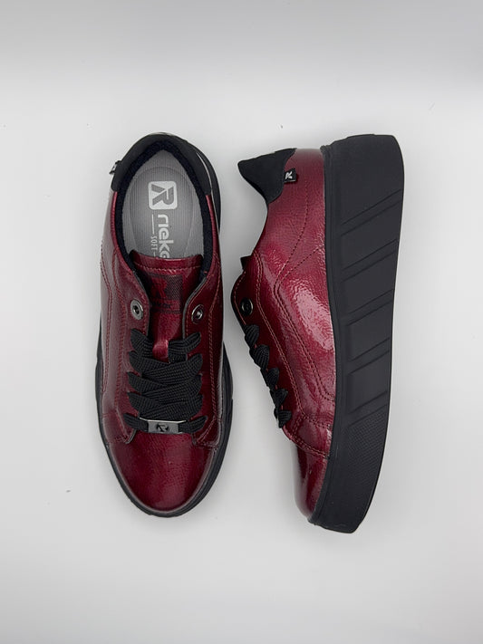 La basket bordeaux vernis W2601-35 Rieker