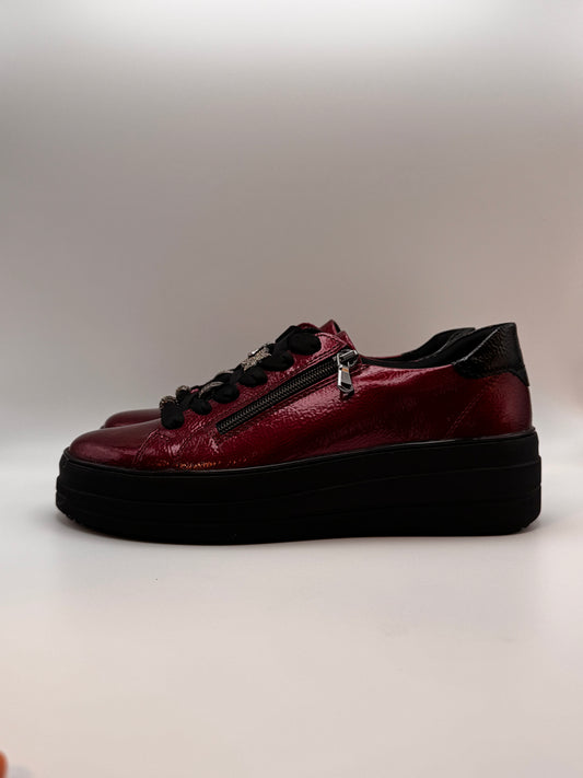 Basket vernis rouge D1C09 Remonte
