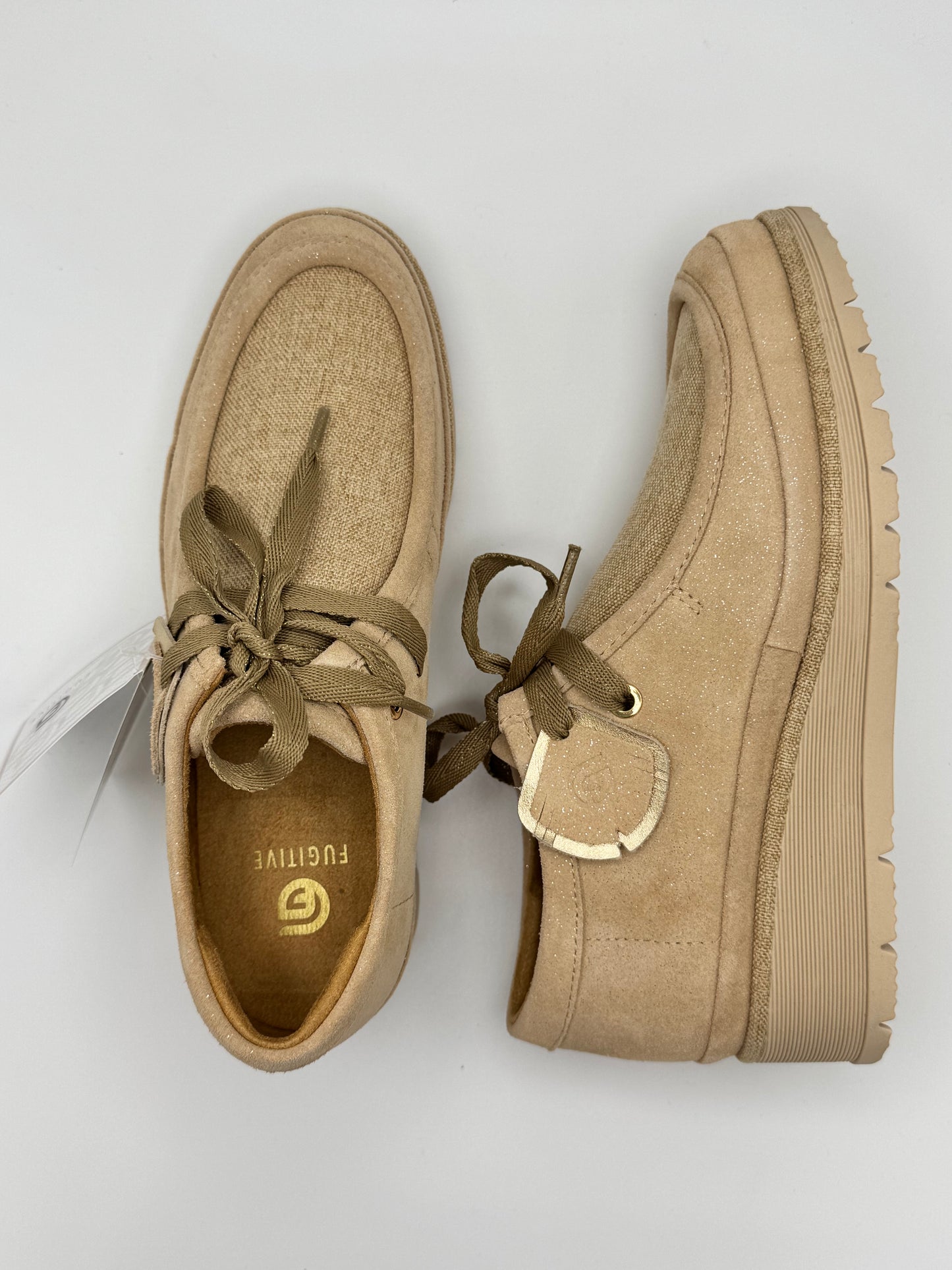 Chaussures fermées Keops de chez Fugitive