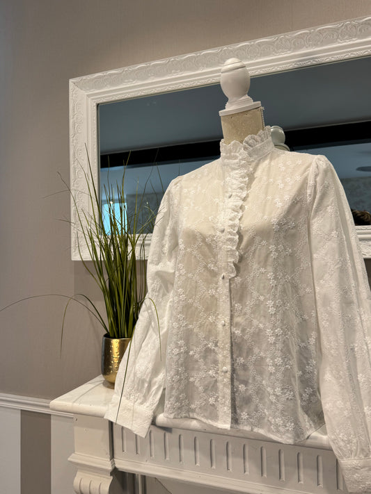 Le chemisier blanc Angelique