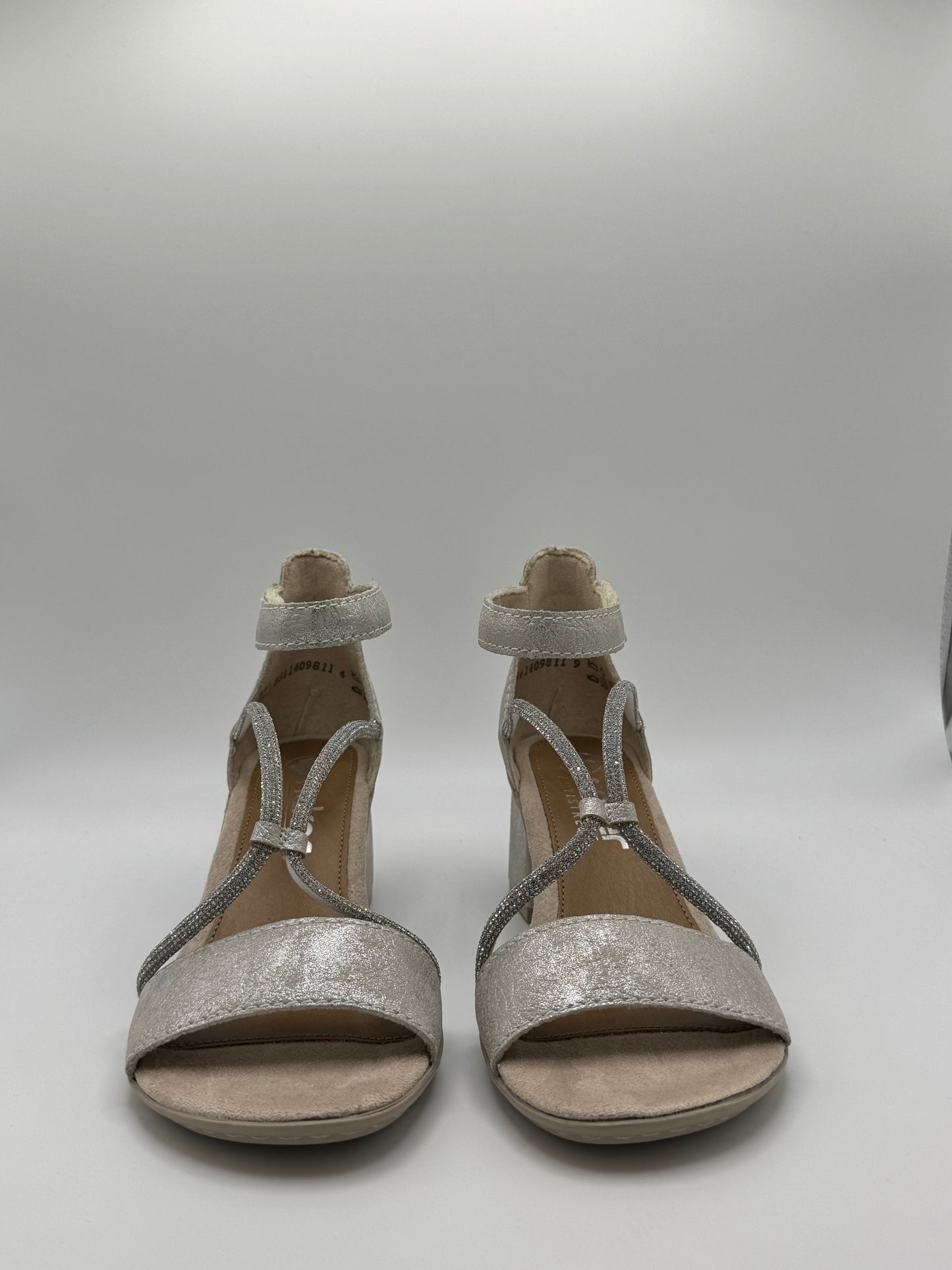 Les sandales argentées Rieker 64654-40