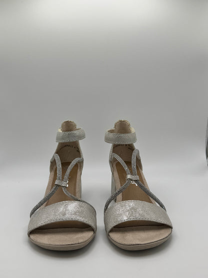 Les sandales argentées Rieker 64654-40