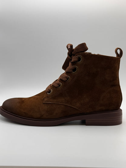Boots camel Feutre de chez Fugitive