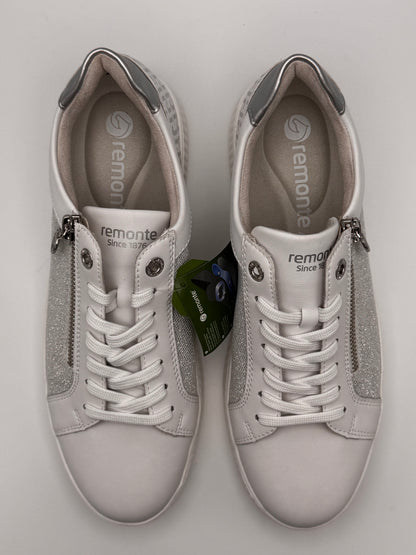 Basket blanches et argentées Remonte D2E00-84
