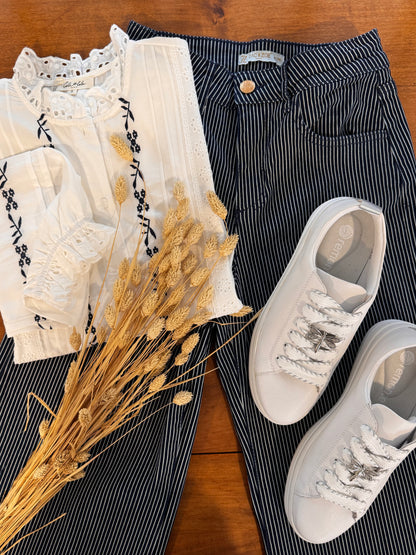 Chemisier blanc à broderies