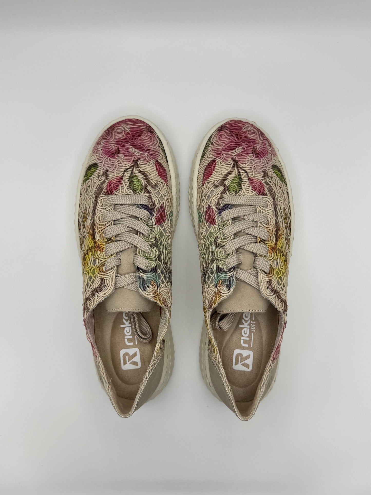 Baskets en broderie N9919-91