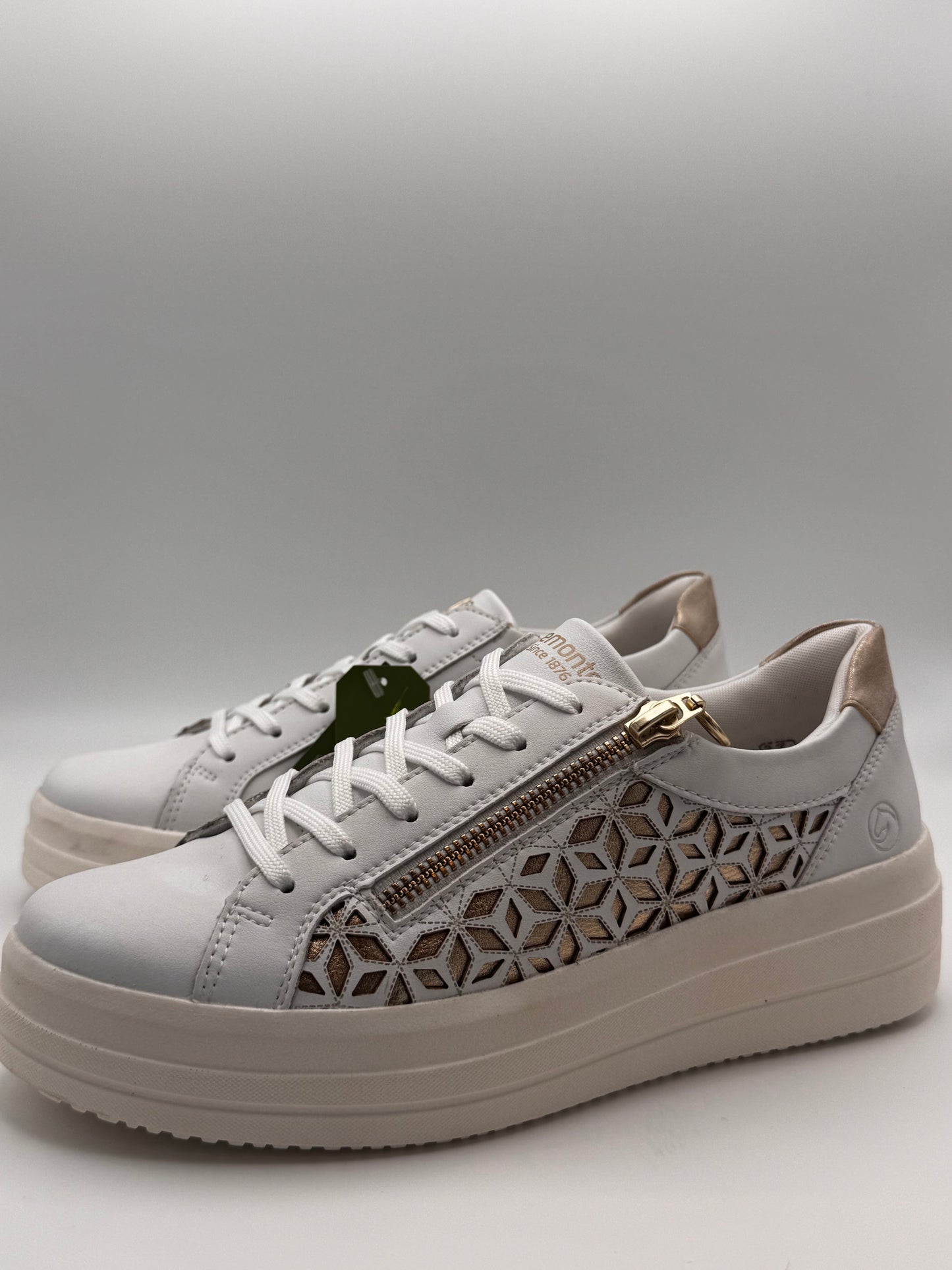 Baskets blanches et dorées Remonte D1C11-80