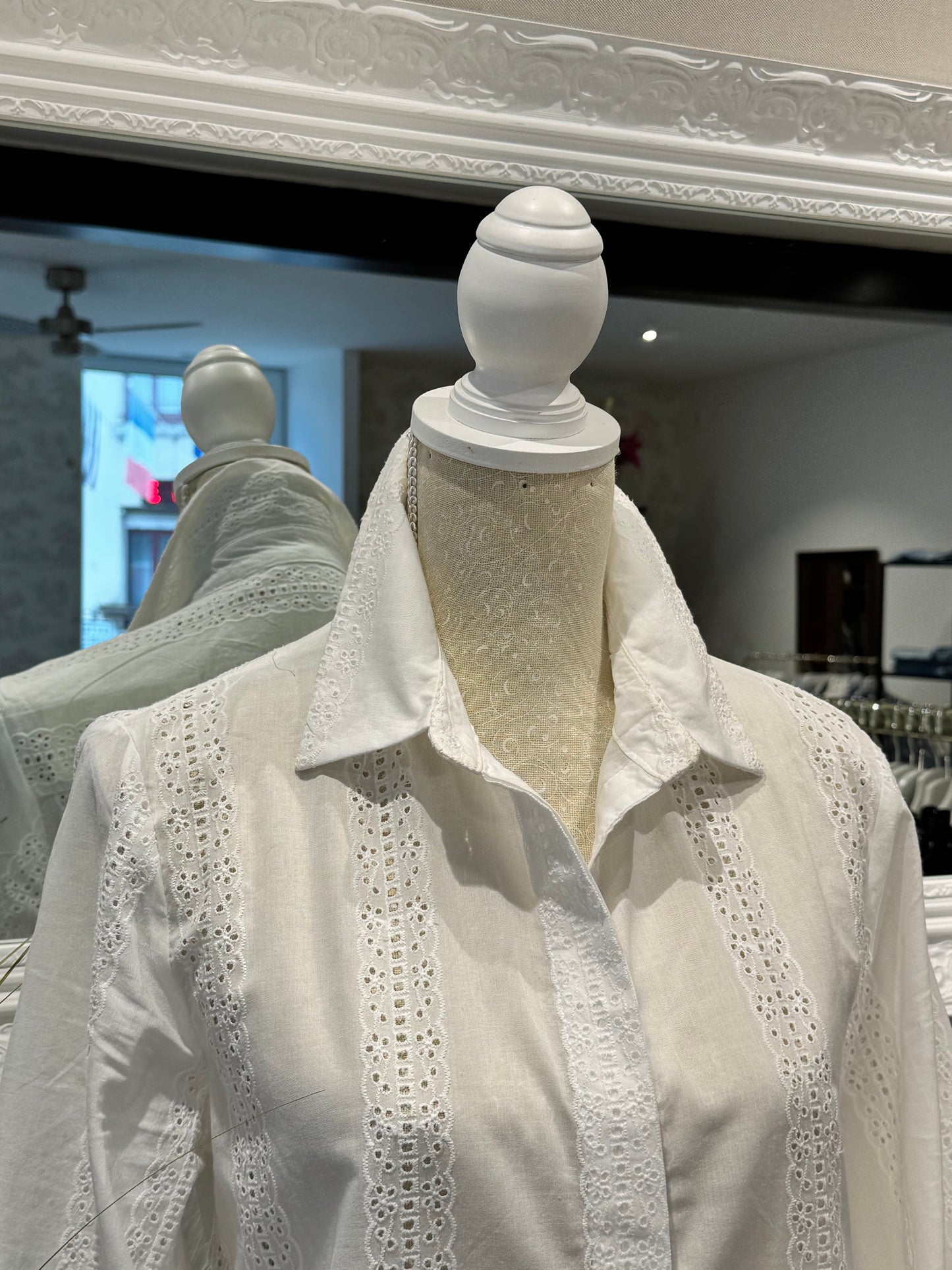 Le chemisier blanc Pépette