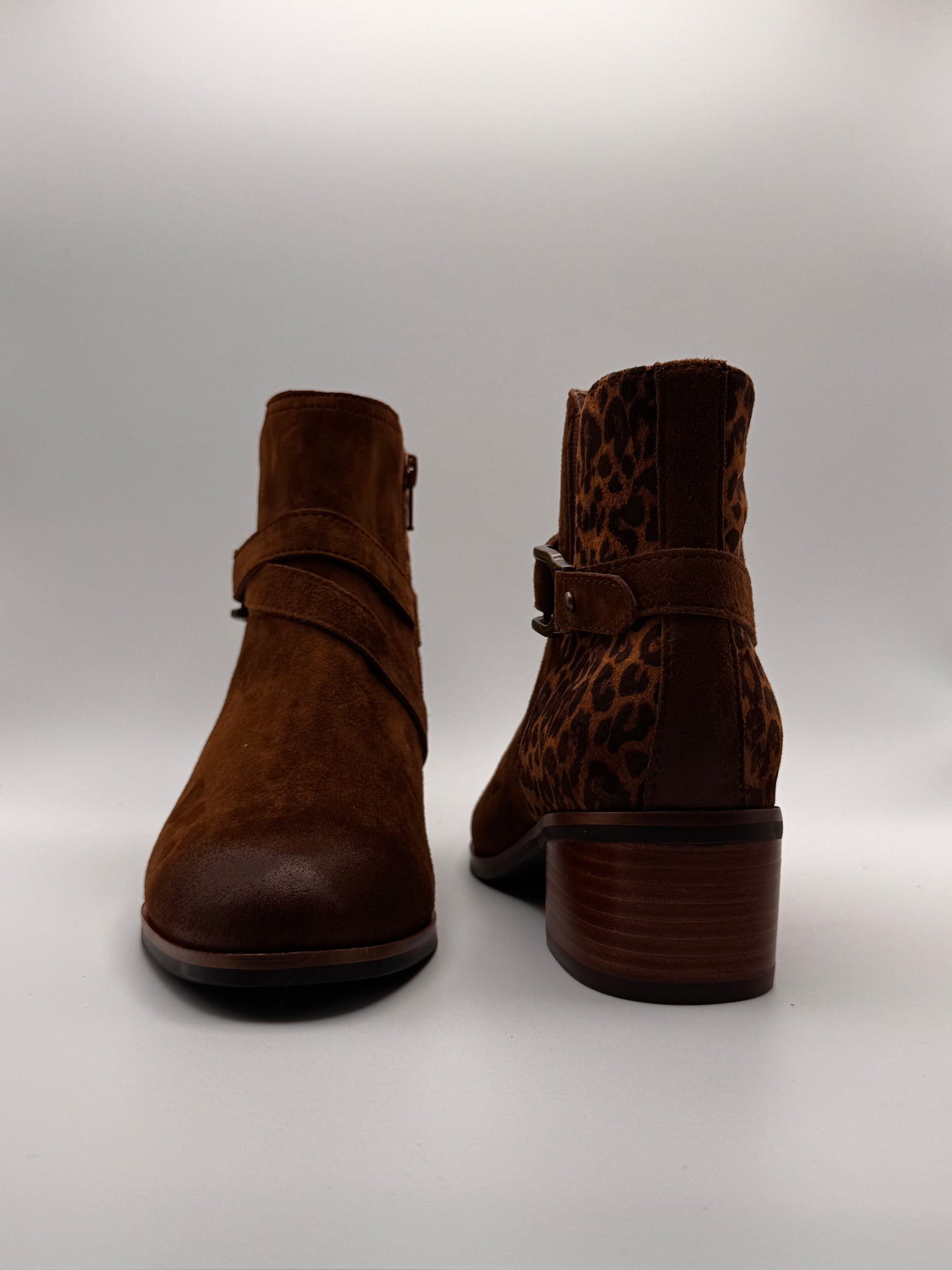 Boots camel et  léopard Radion chez Fugitive