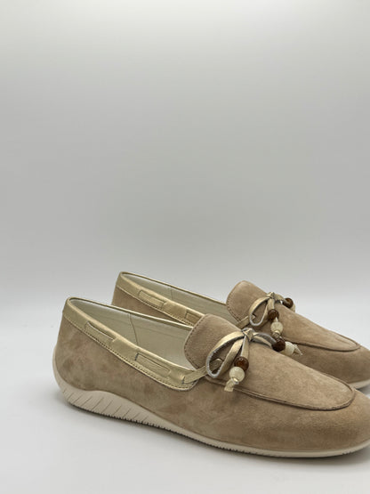 Ballerines Mocassin sable et or de chez Fugitive