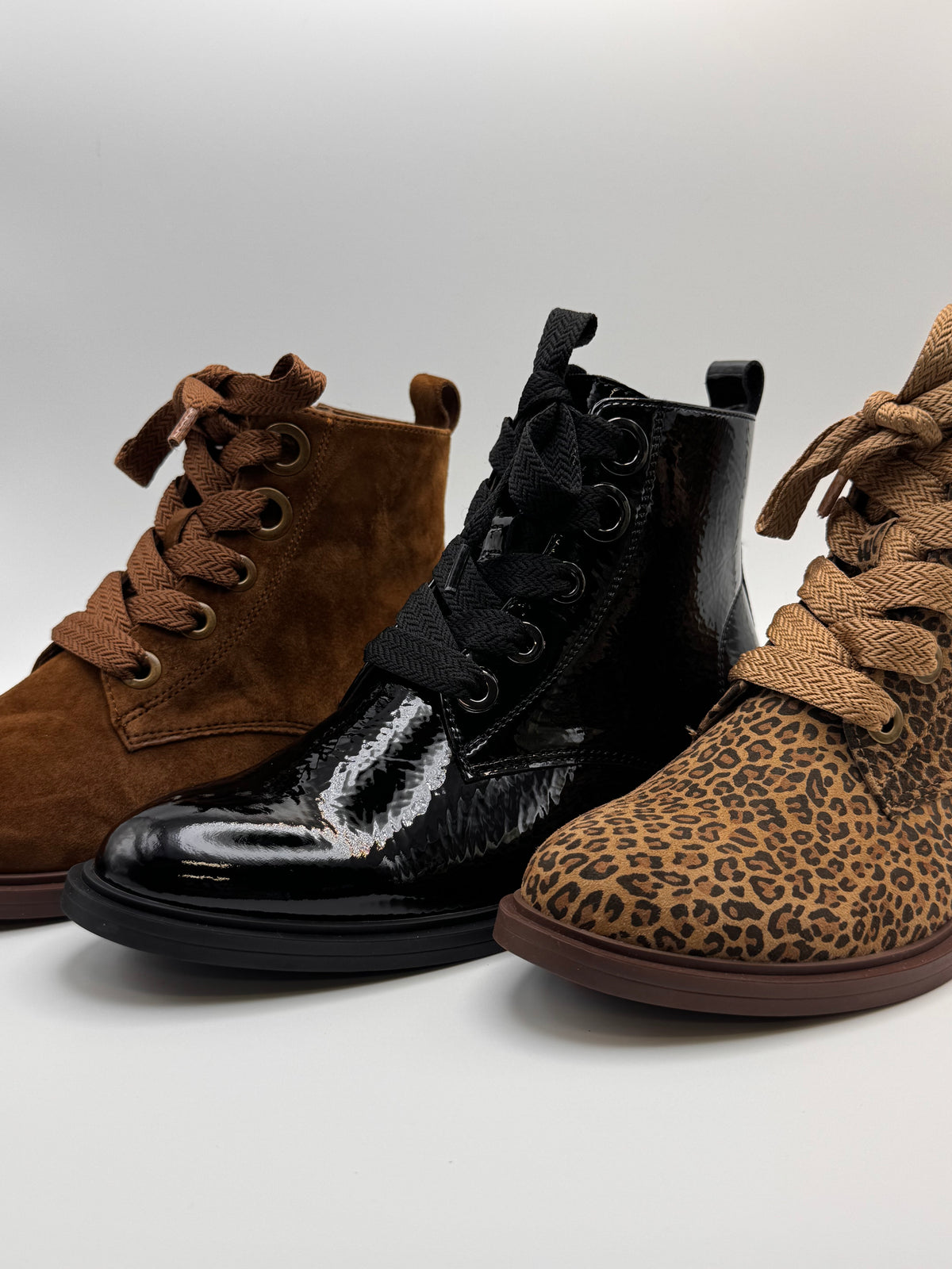 Boots camel Feutre de chez Fugitive