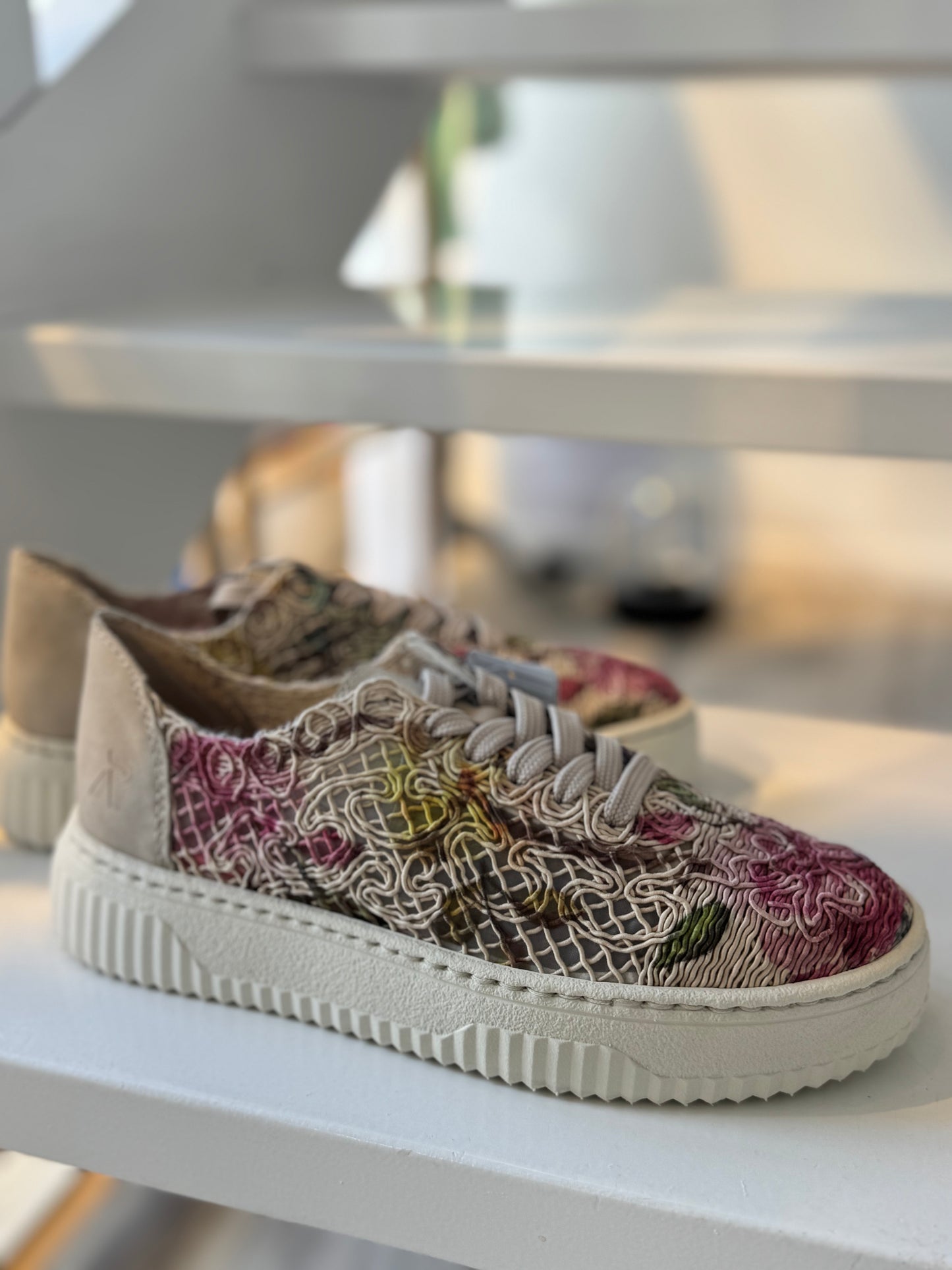 Baskets en broderie N9919-91