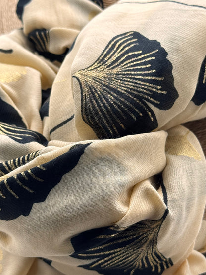 Le foulard ginkgo